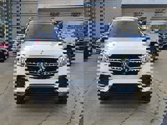 Used 2023 Mercedes-Benz GLS 580 4MATIC image 3