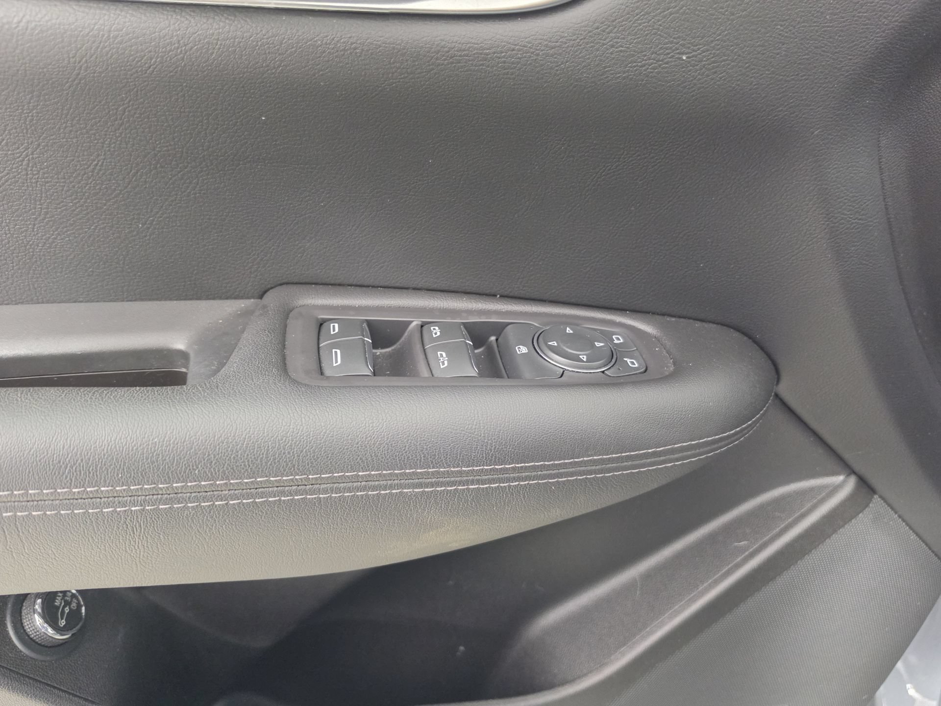 Used 2022 Cadillac XT5 Luxury AWD/4WD image 10