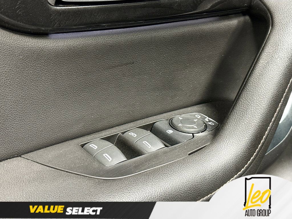 Used 2022 Chevrolet Blazer Premier w/ Enhanced Convenience Package AWD/4WD image 18