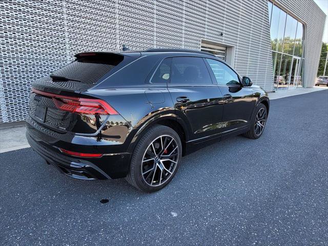 Used 2022 Audi Q8 Prestige AWD/4WD image 5