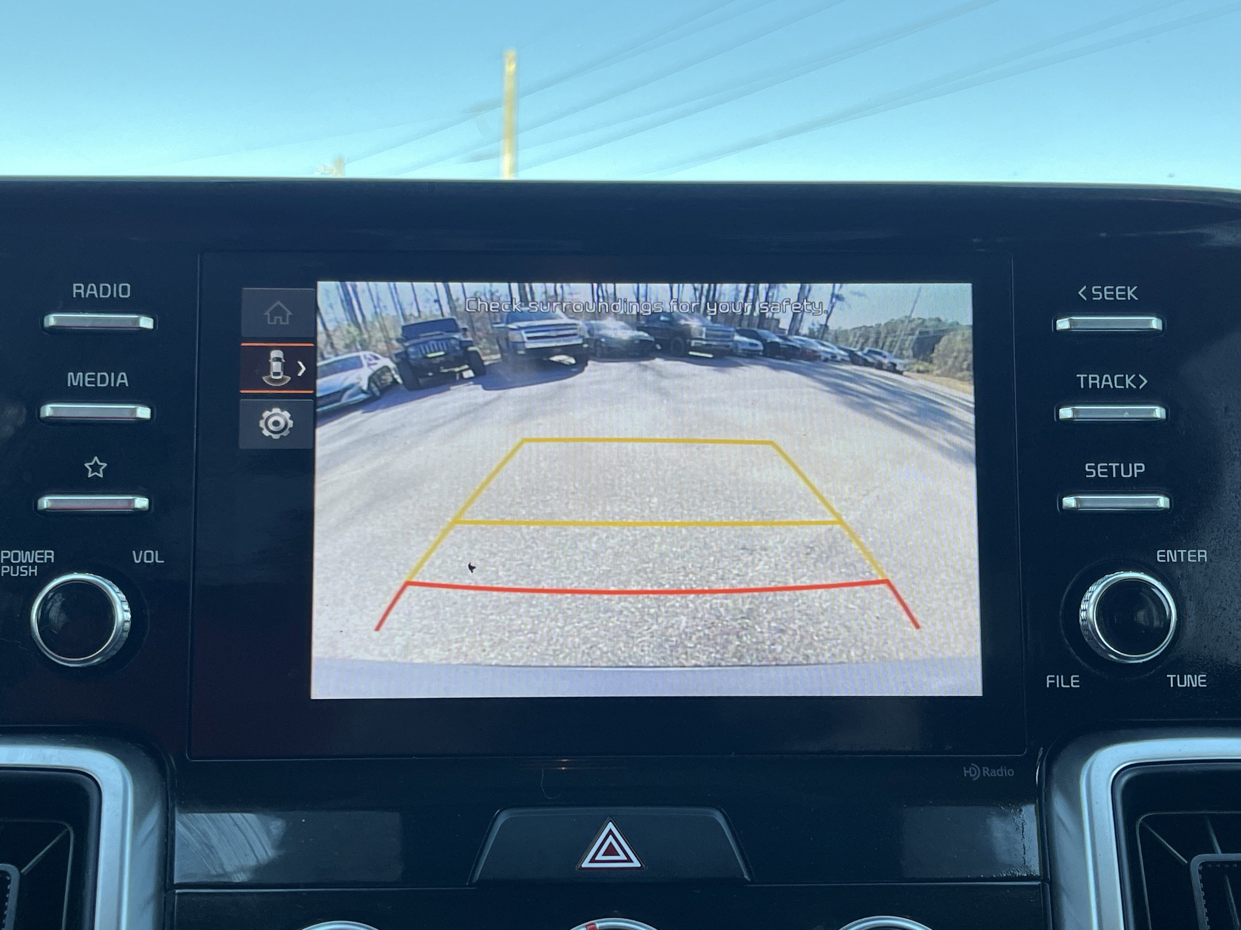 Certified 2022 Kia Sorento LX image 5