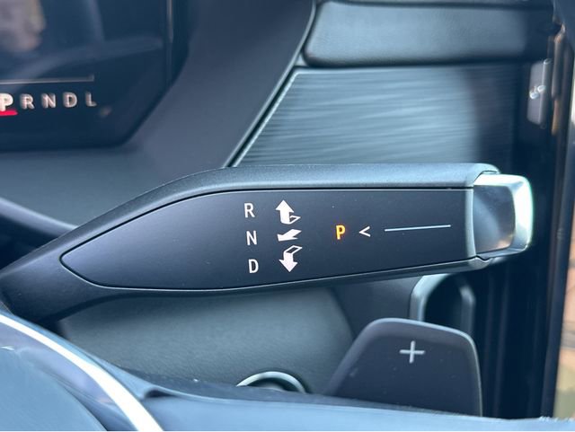 New 2025 GMC Acadia Elevation image 26