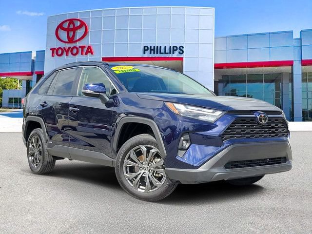 Used 2025 Toyota RAV4 XLE Premium image 1