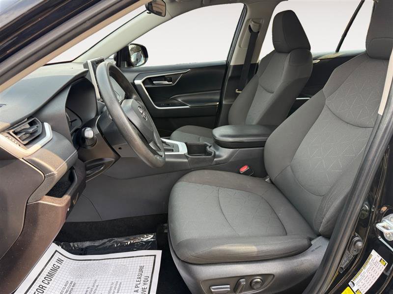 Used 2023 Toyota RAV4 XLE image 10