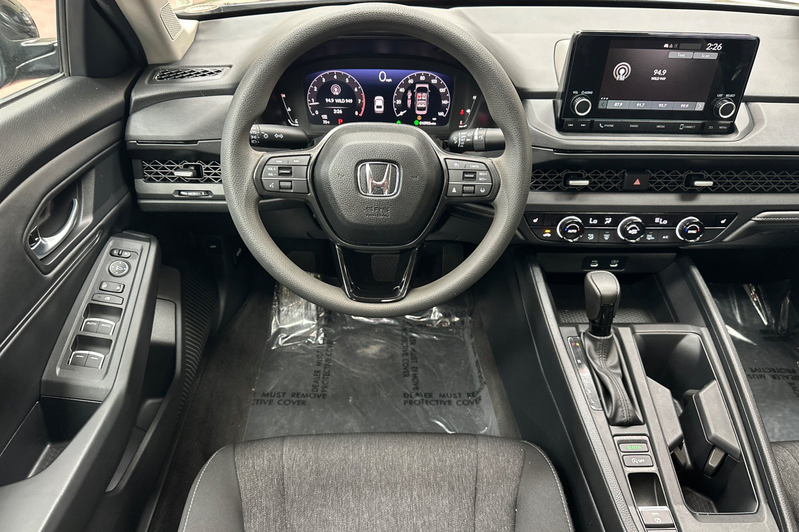 Used 2025 Honda Accord SE image 19
