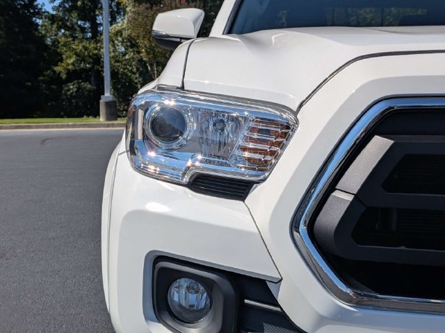 Certified 2023 Toyota Tacoma SR5 w/ Technology Package AWD/4WD image 14