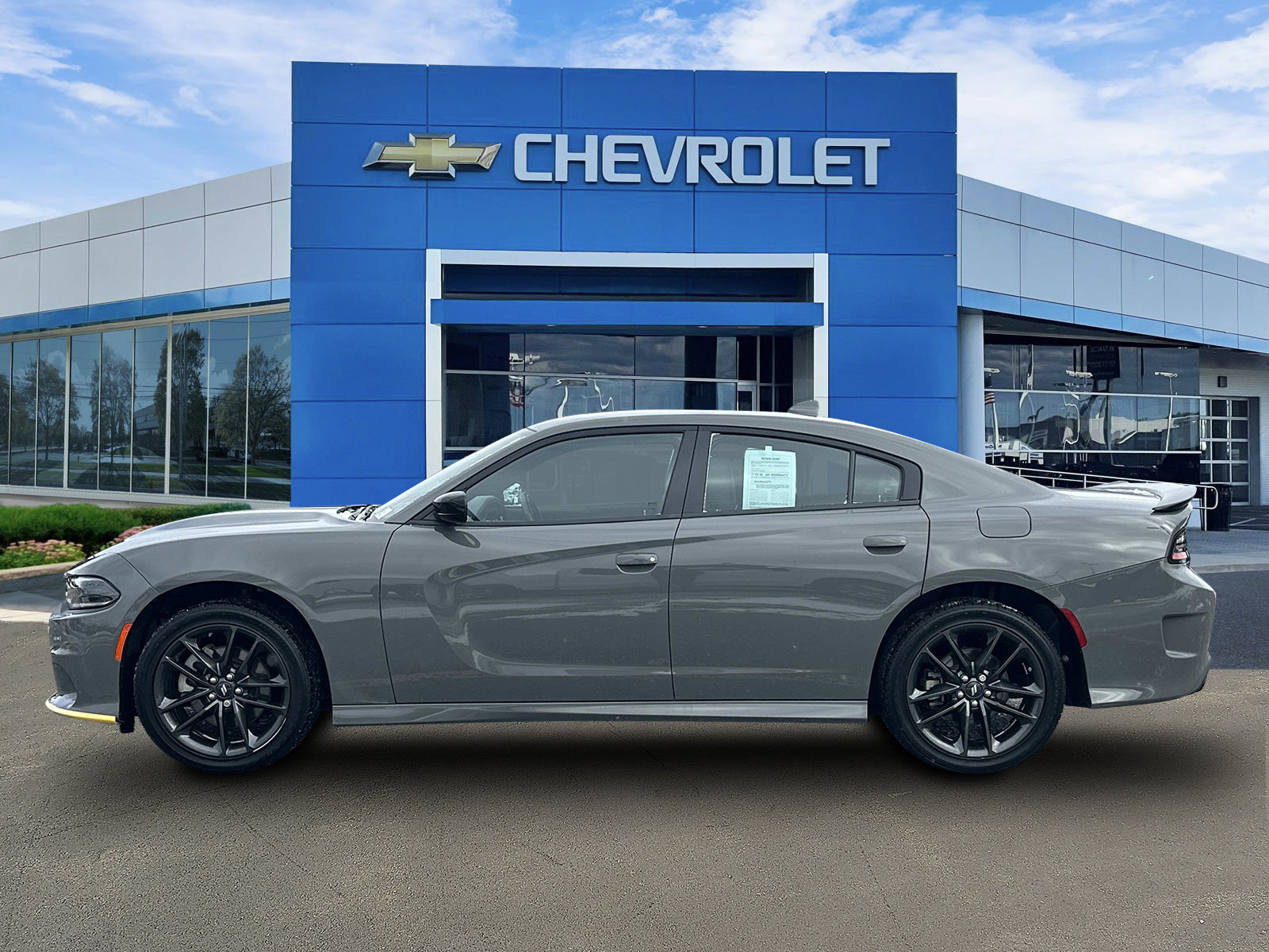 Used 2023 Dodge Charger GT w/ Plus Group image 2