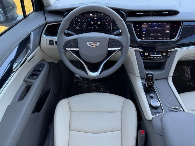 New 2025 Cadillac XT6 Premium Luxury w/ LPO, ONYX Package image 13