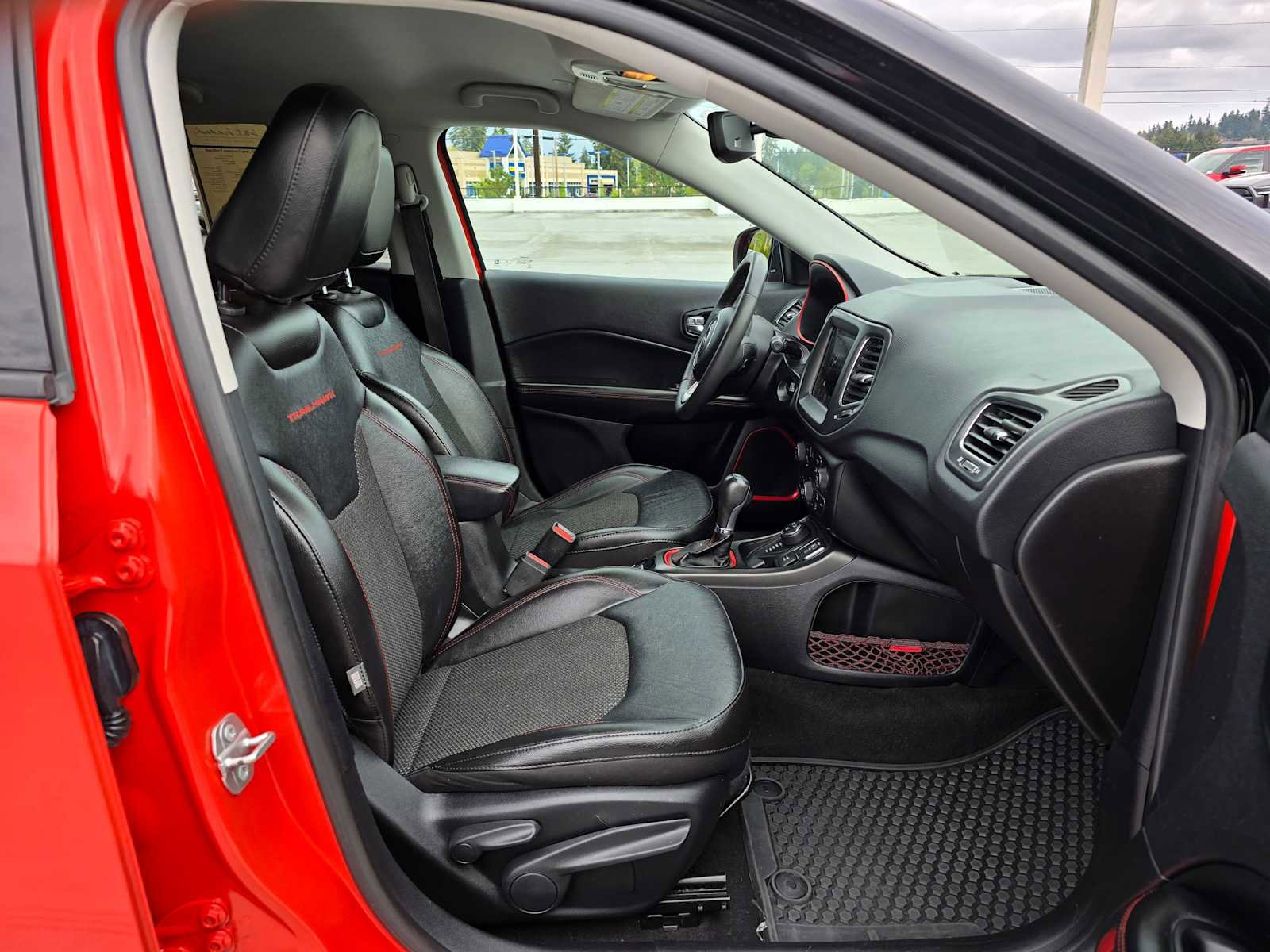 Used 2021 Jeep Compass Trailhawk image 11