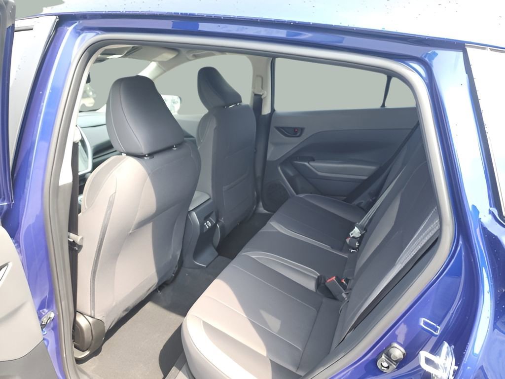 Used 2025 Subaru Crosstrek 2.0i Premium image 13