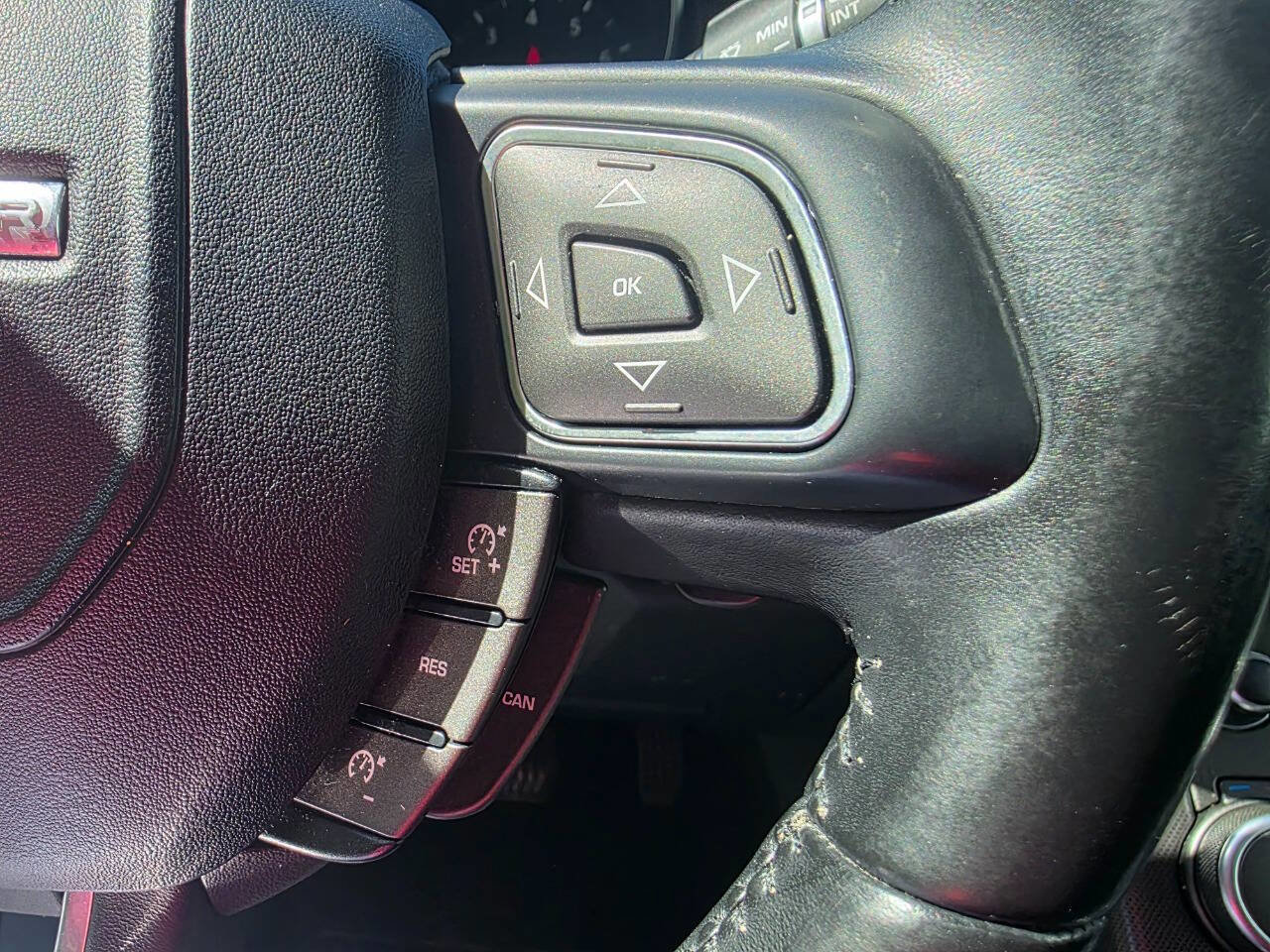 Used 2018 Land Rover Range Rover Evoque SE Premium AWD/4WD image 20