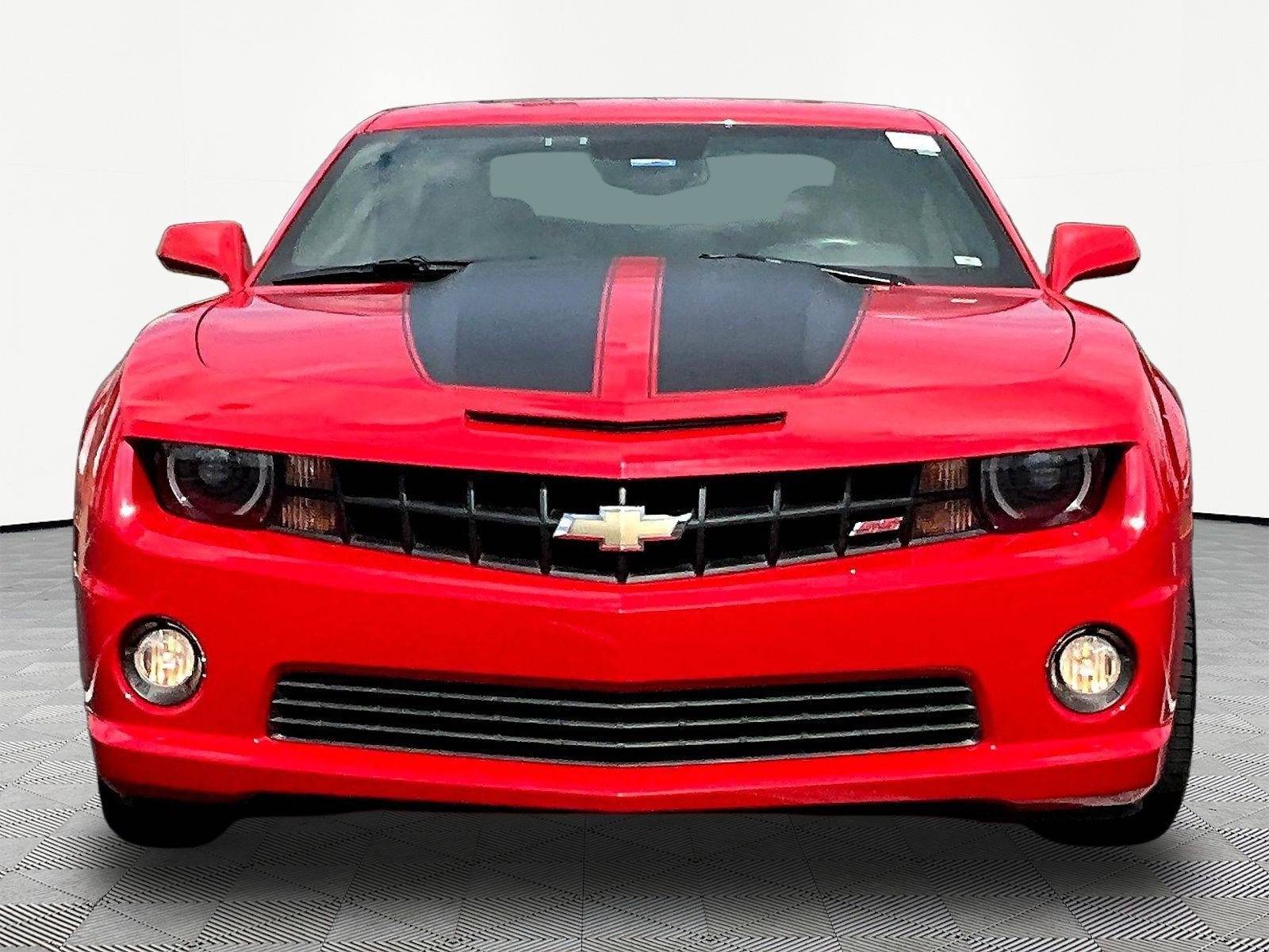 Used 2011 Chevrolet Camaro SS w/ RS Package RWD image 2