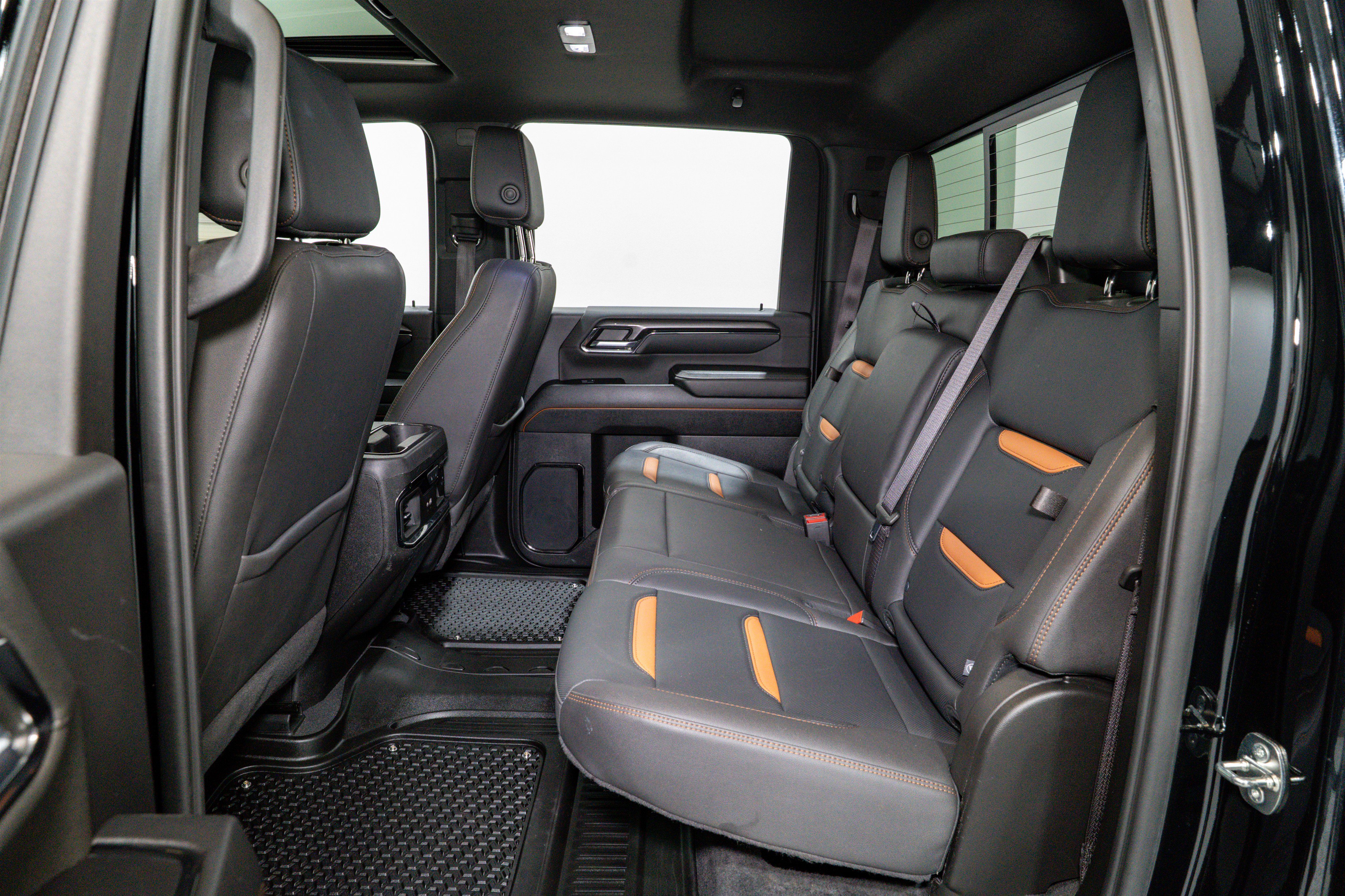 Used 2024 GMC Sierra 2500 AT4 w/ AT4 Preferred Package image 33