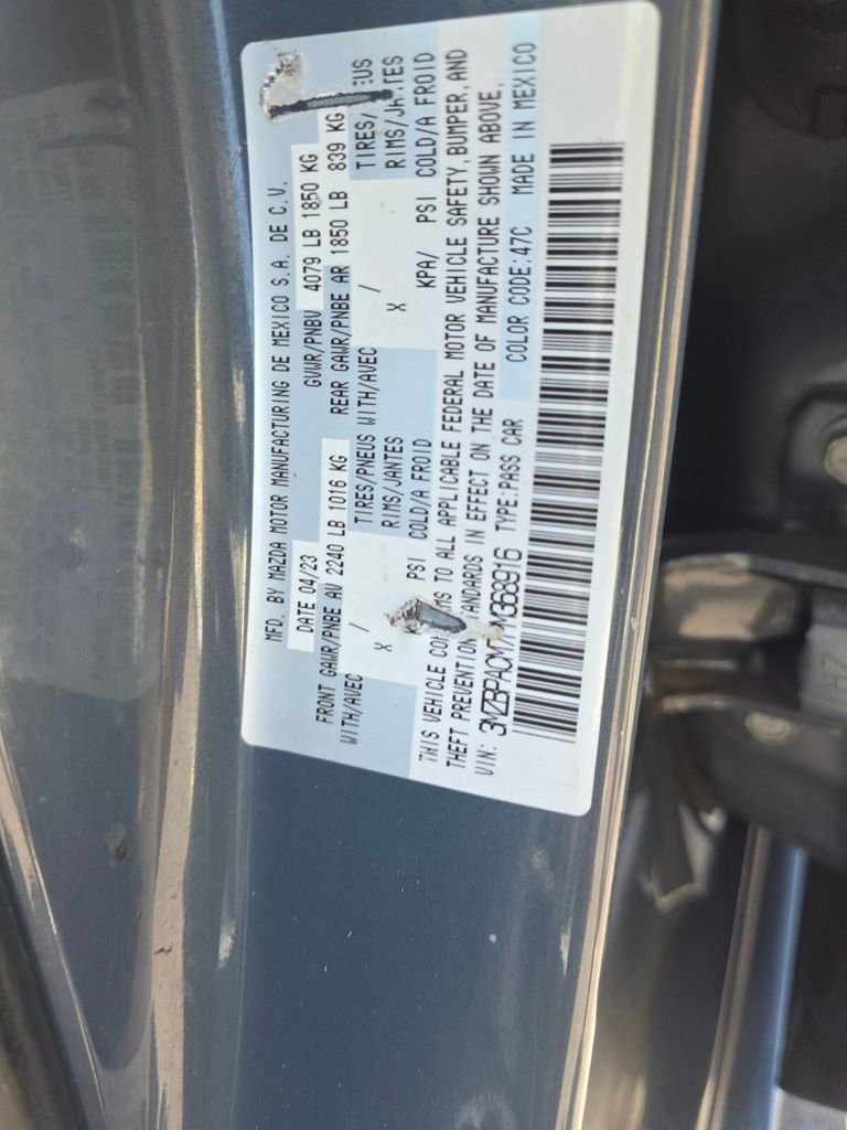 Used 2023 MAZDA MAZDA3 s FWD image 33