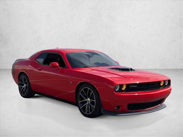 Used 2017 Dodge Challenger R/T Scat Pack RWD image 3