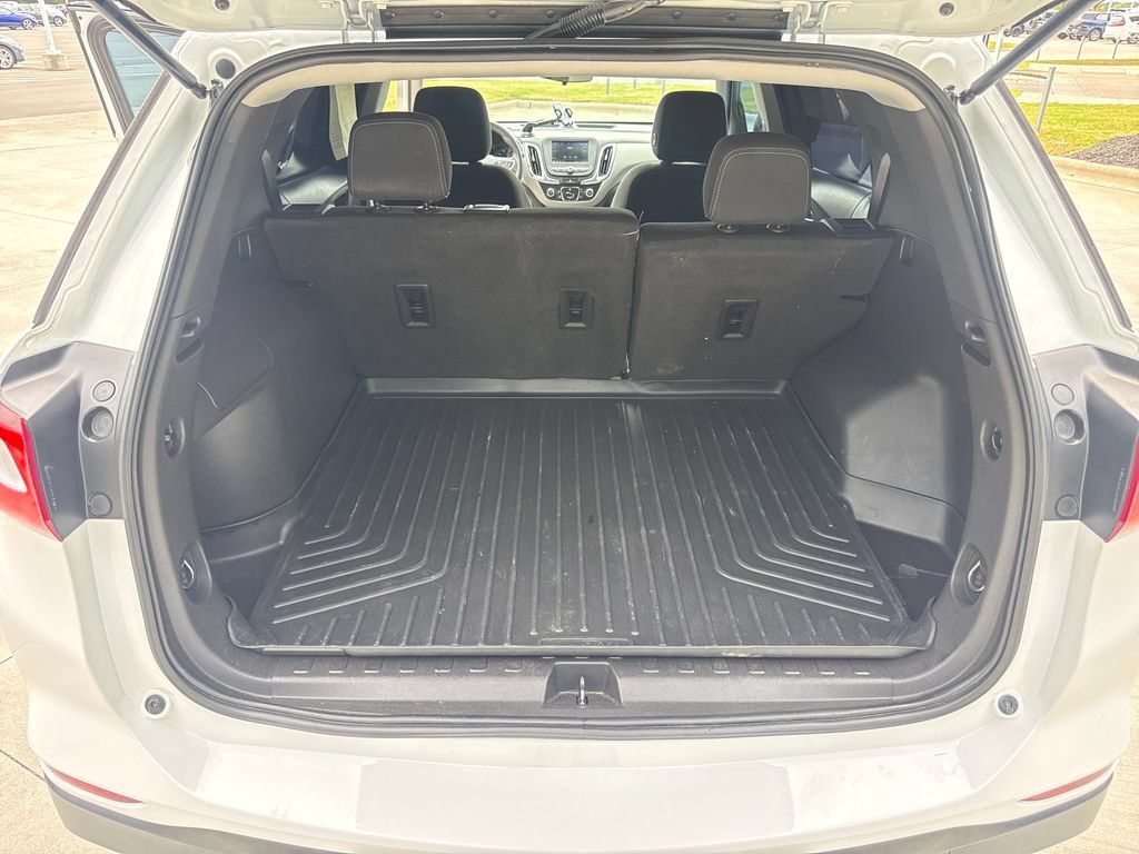 Used 2021 Chevrolet Equinox LS w/ LS Convenience Package FWD image 32