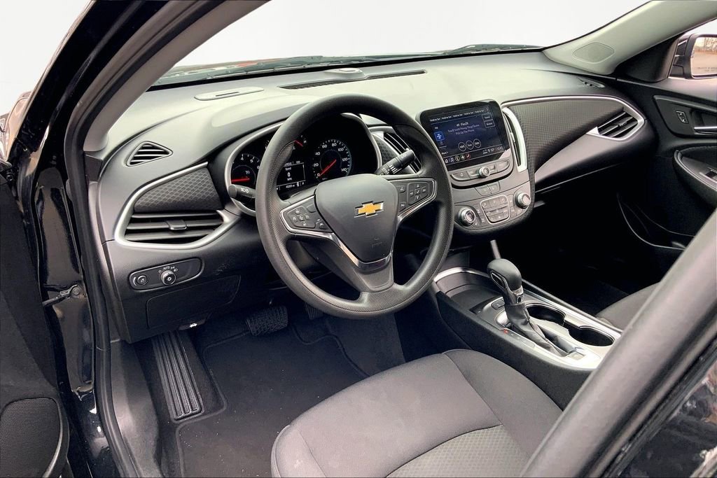 Used 2024 Chevrolet Malibu LT image 12