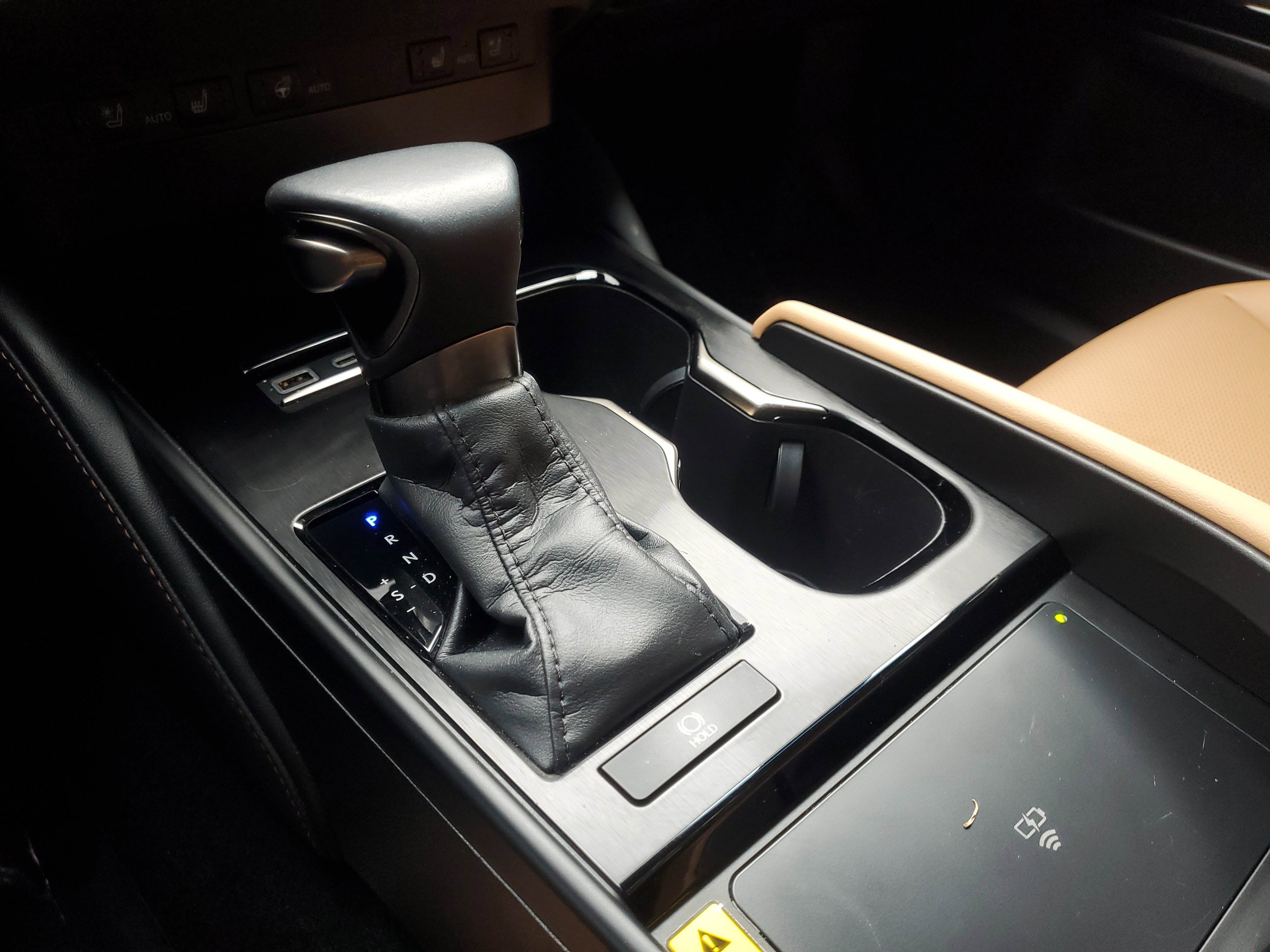 Used 2024 Lexus ES 350 w/ Premium Package image 30