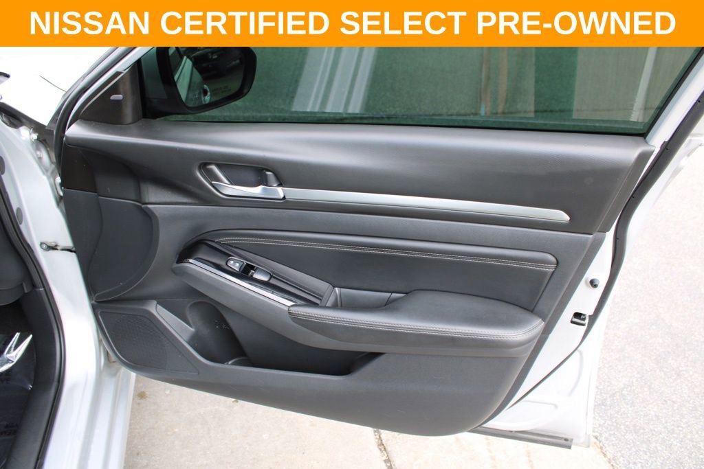 Certified 2021 Nissan Altima 2.5 SV image 21