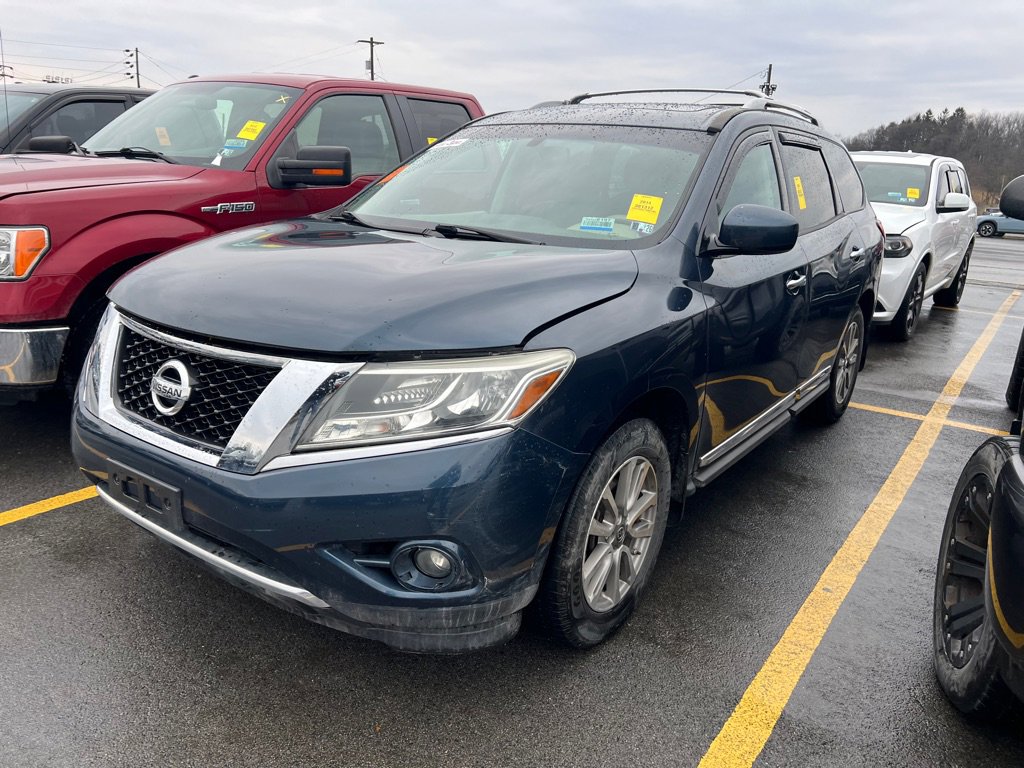 Used 2014 Nissan Pathfinder SL w/ SL Premium Package image 3