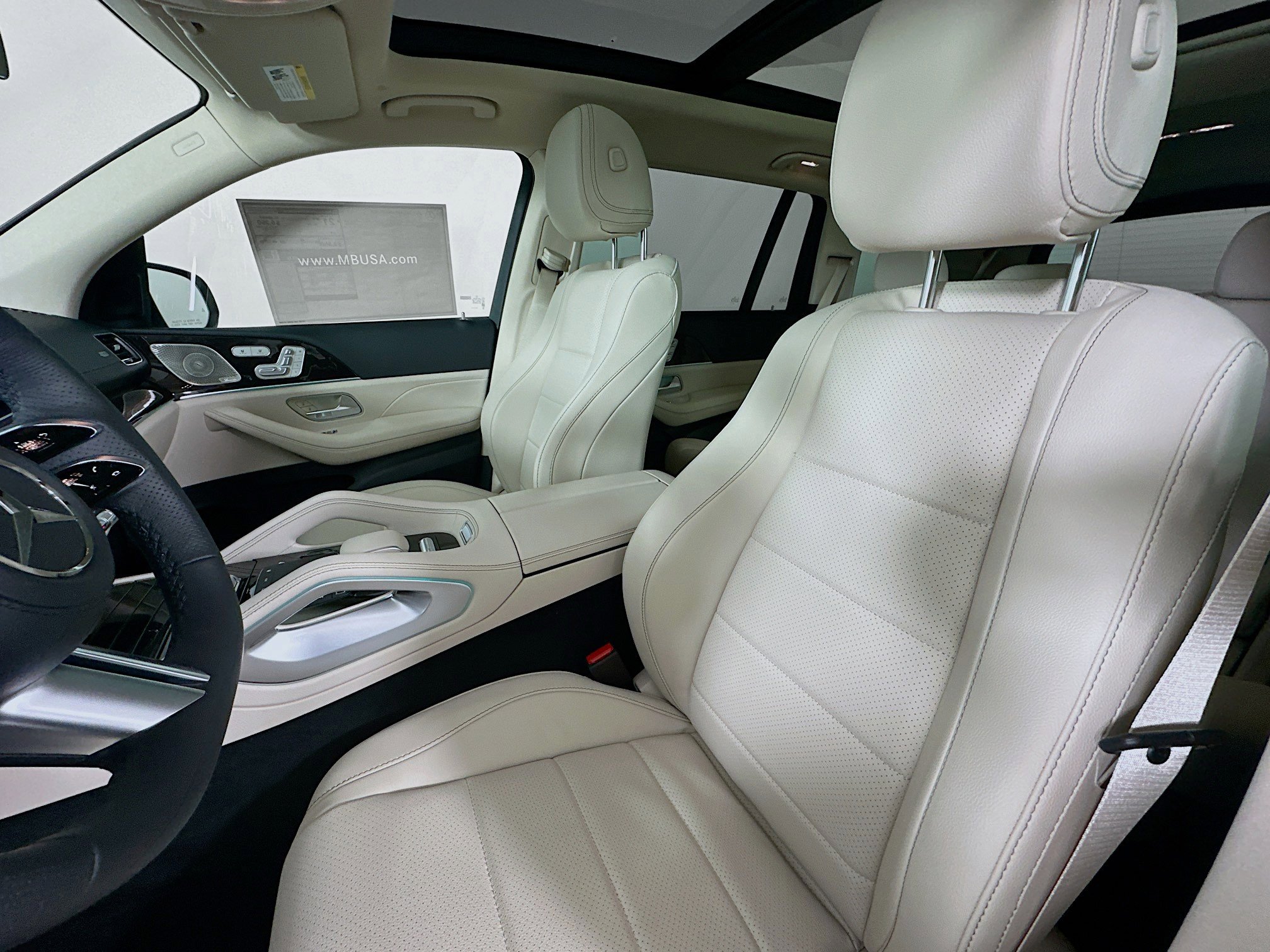 Certified 2026 Mercedes-Benz GLS 450 4MATIC image 27