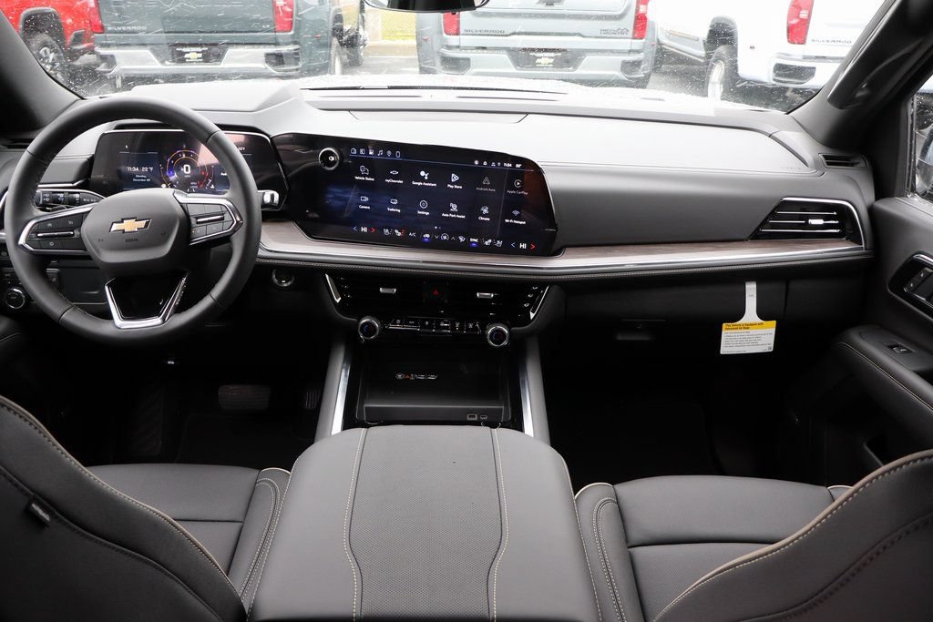 New 2026 Chevrolet Suburban Premier AWD/4WD image 23