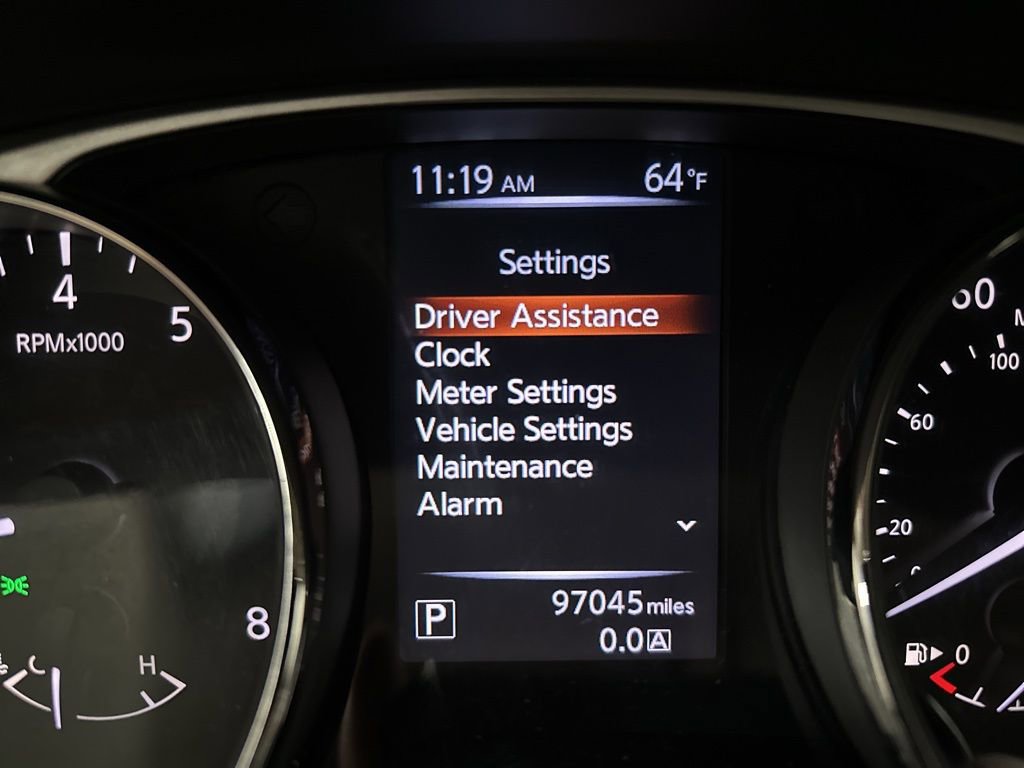 Used 2016 Nissan Rogue SV image 26