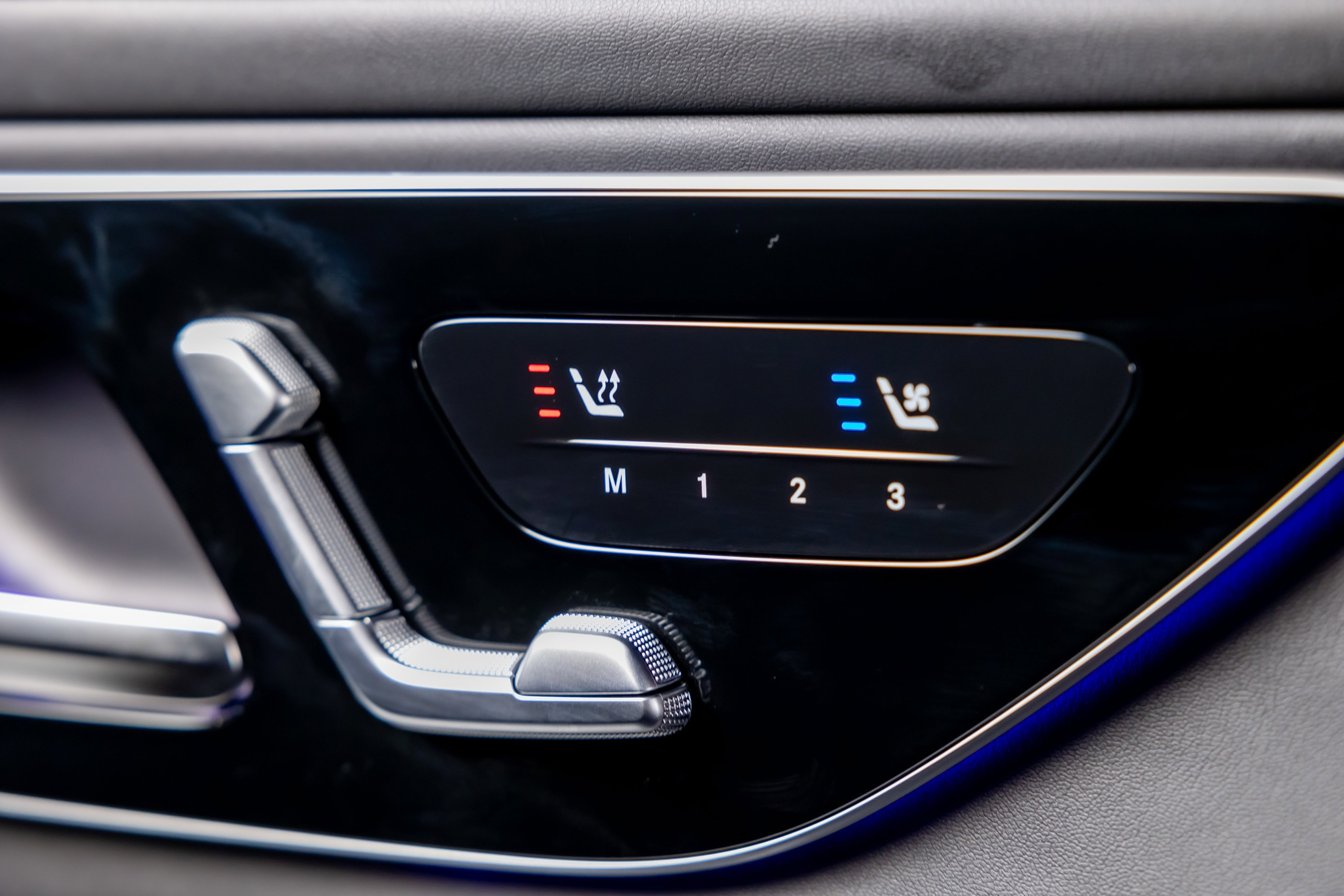 Used 2024 Mercedes-Benz GLC 43 AMG 4MATIC image 15