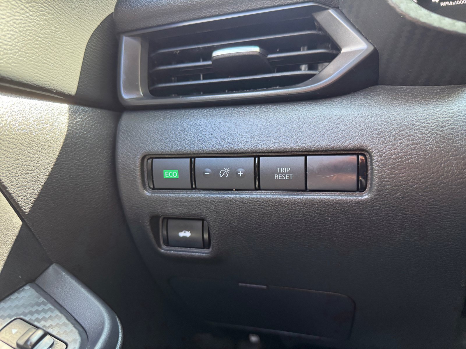 Used 2024 Nissan Sentra S FWD image 23