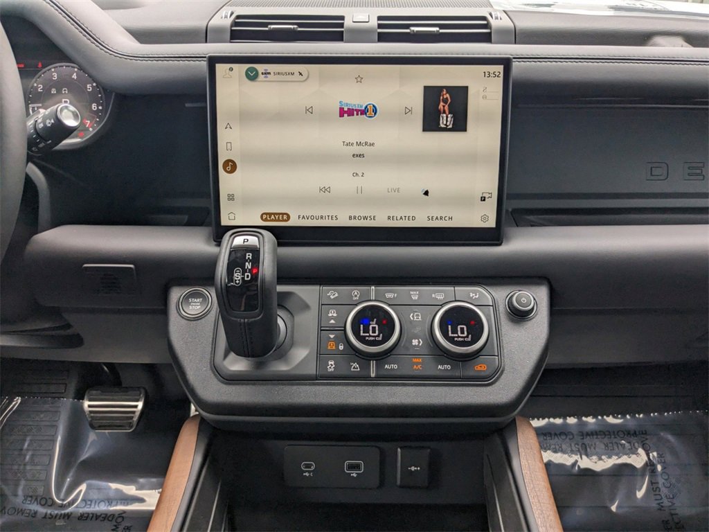 New 2024 Land Rover Defender 130 X image 16