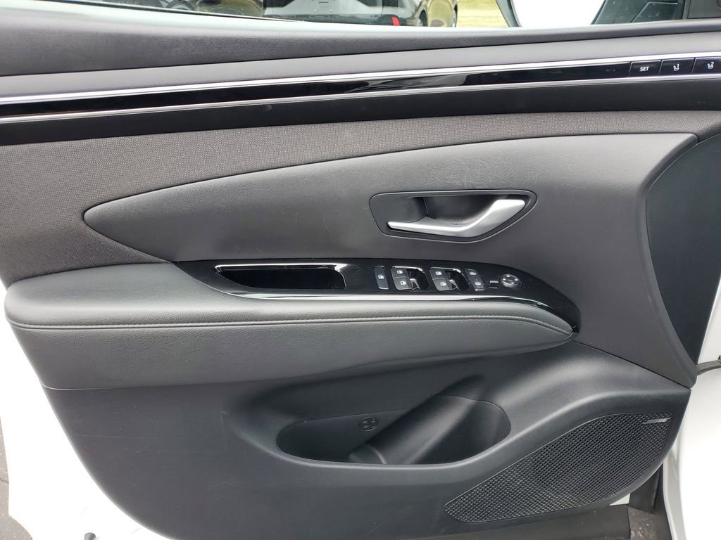 Used 2024 Hyundai Tucson Limited image 26