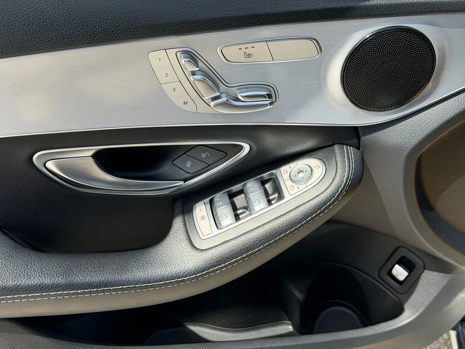 Used 2018 Mercedes-Benz C 300 Sedan image 7