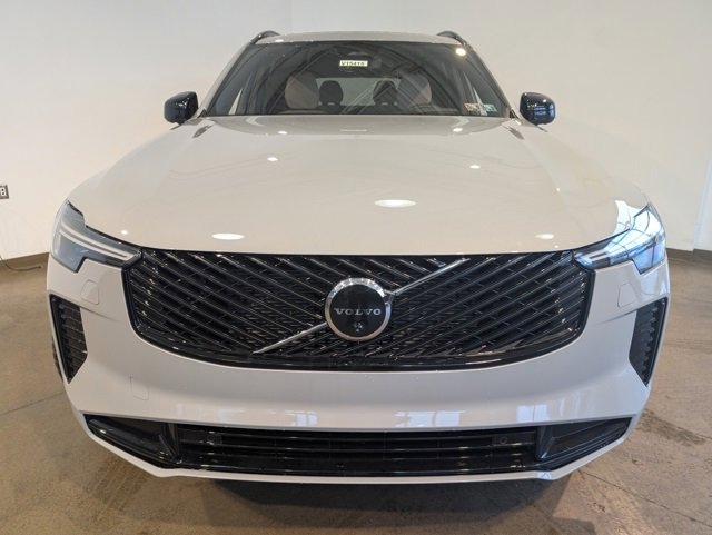 New 2026 Volvo XC90 B6 Ultra image 2