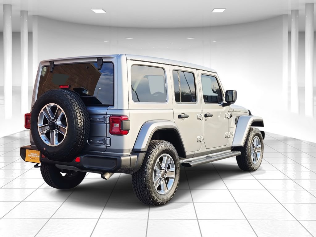 Used 2021 Jeep Wrangler Unlimited Sahara image 3