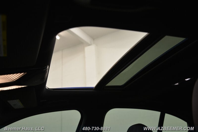 Used 2020 BMW 330i xDrive Sedan w/ M Sport Package AWD/4WD image 19