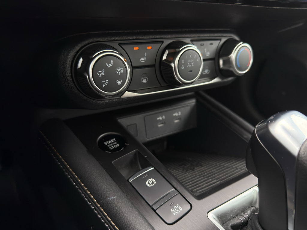 Certified 2025 Nissan Kicks SV w/ SV Premium Package image 18