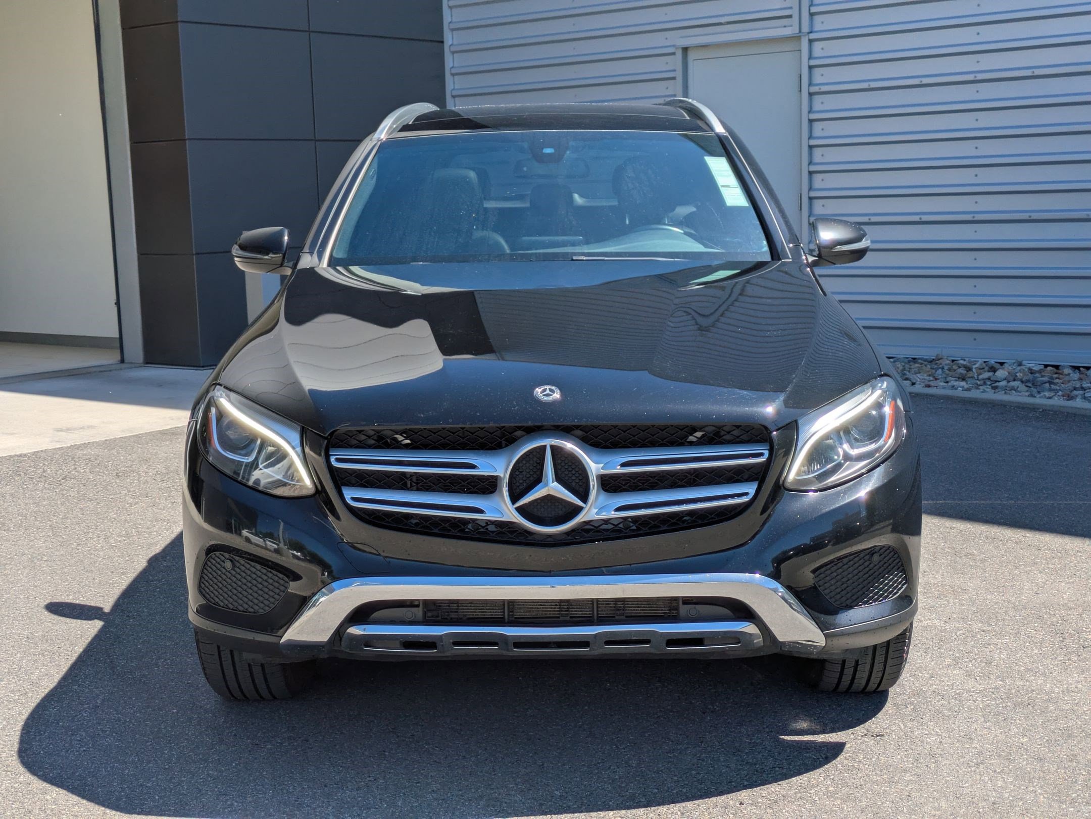 Used 2019 Mercedes-Benz GLC 350e 4MATIC image 9
