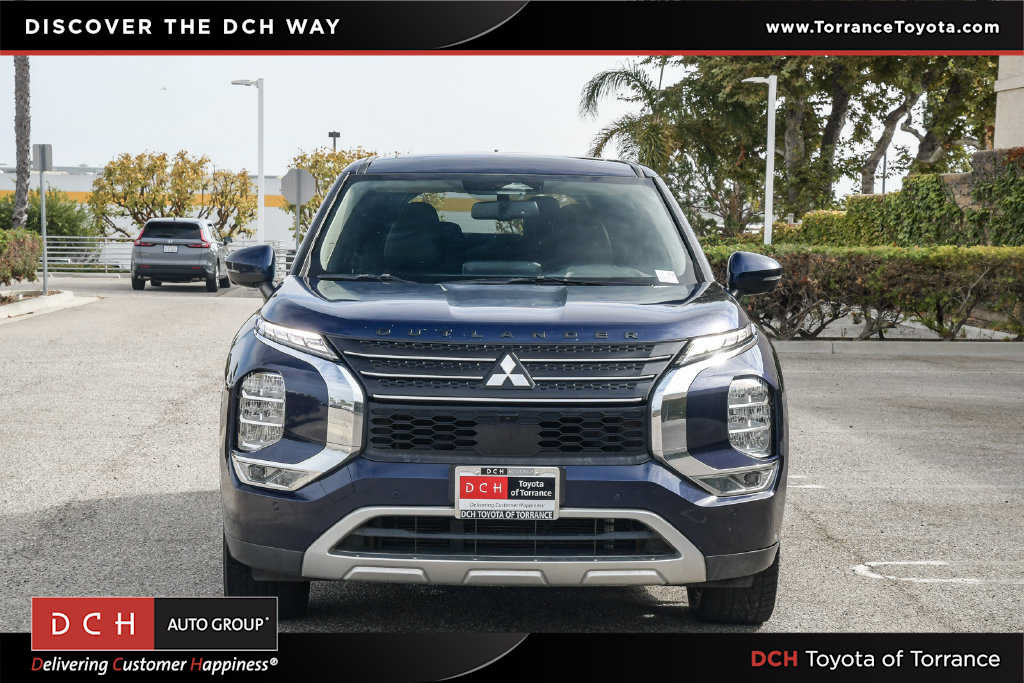 Used 2023 Mitsubishi Outlander SE