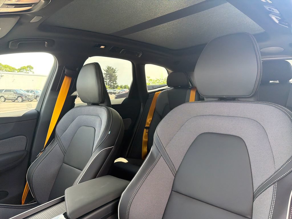 New 2026 Volvo XC60 T8 Polestar AWD/4WD image 10