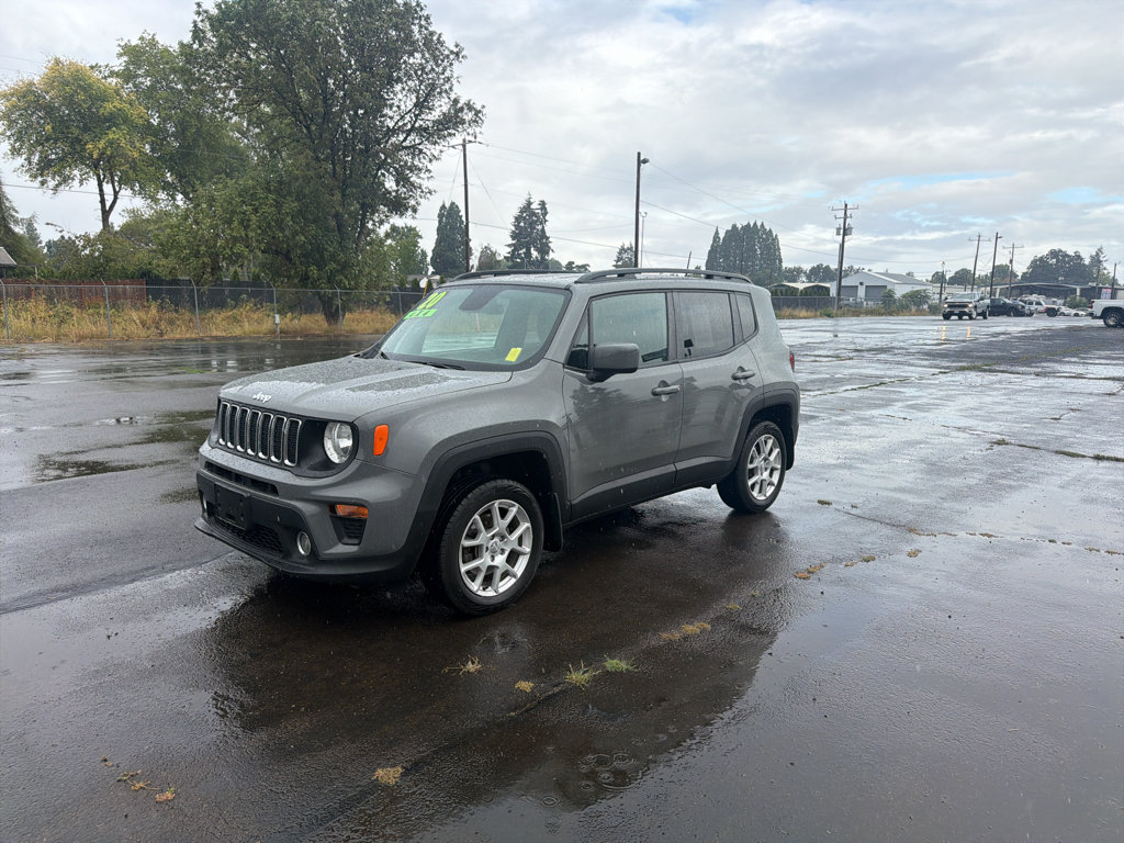 Used 2020 Jeep Renegade Latitude w/ Cold Weather Group AWD/4WD image 4