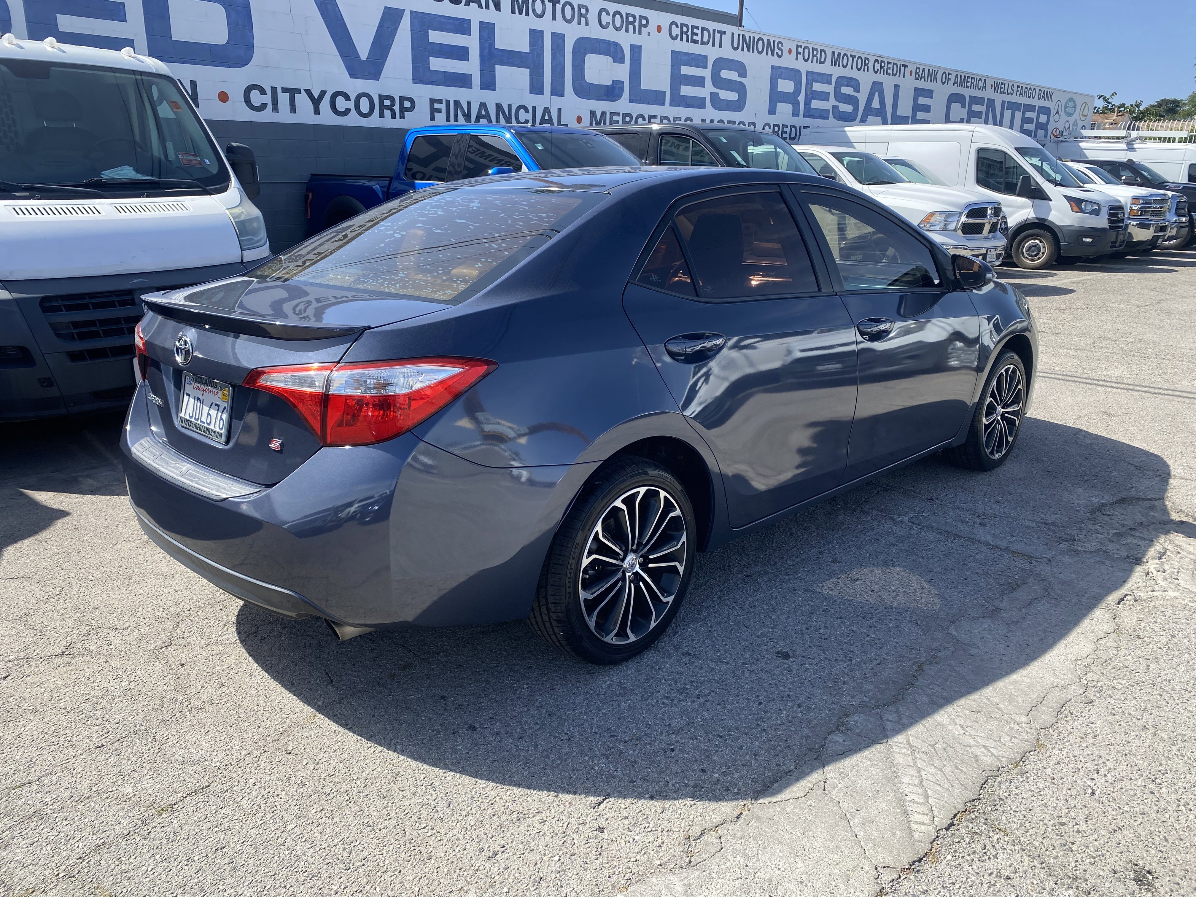 Used 2015 Toyota Corolla S FWD image 7