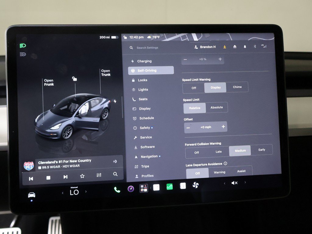 Used 2022 Tesla Model 3 Long Range AWD/4WD image 49