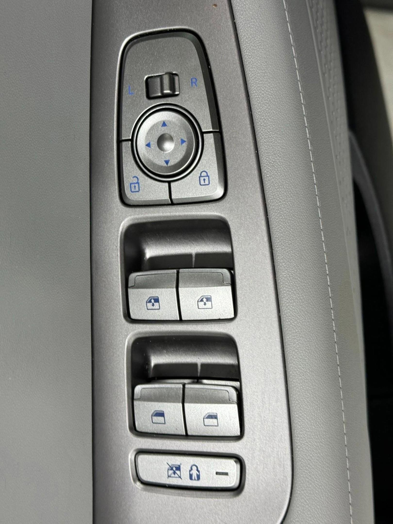 Used 2022 Hyundai Palisade SEL w/ Convenience Package image 24