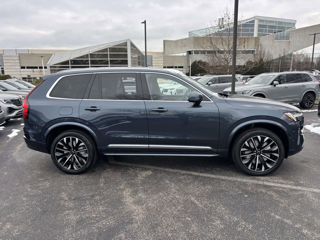 New 2026 Volvo XC90 B6 Plus image 8