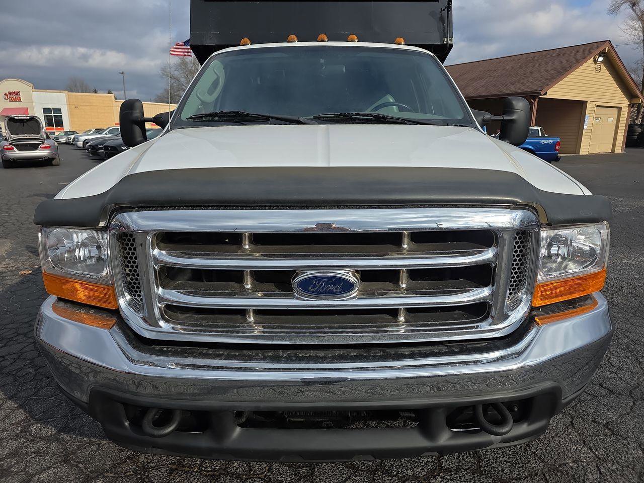 Used 2004 Ford F550 4x4 Regular Cab Super Duty image 12