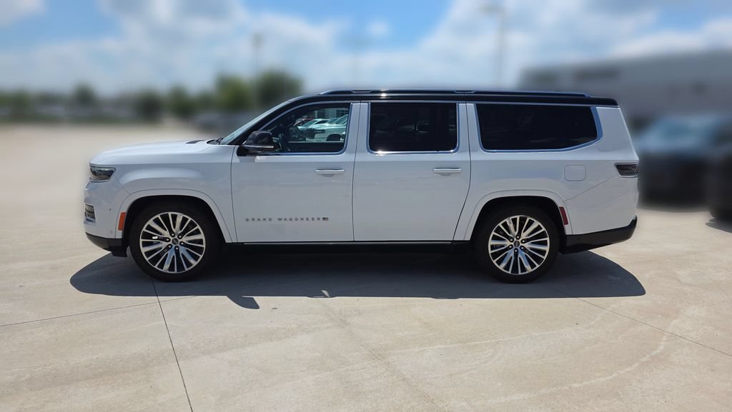 Certified 2024 Jeep Grand Wagoneer L Series III AWD/4WD image 2