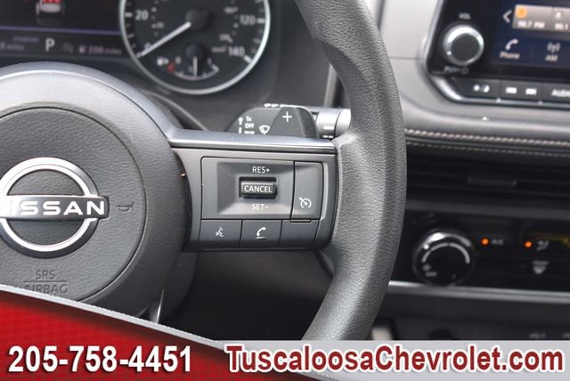 Used 2024 Nissan Rogue S FWD image 26