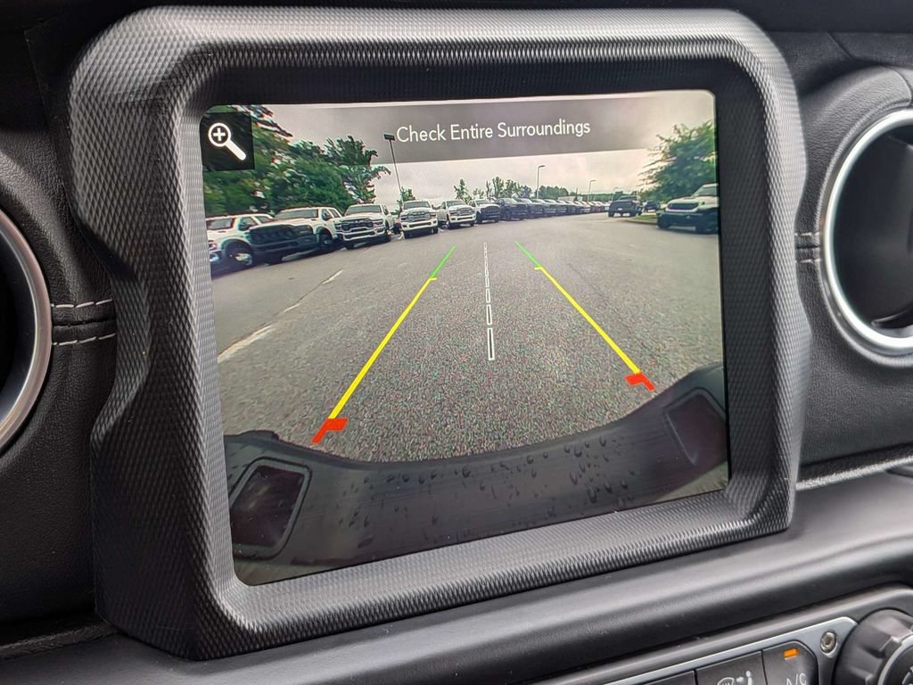 Used 2020 Jeep Gladiator Overland AWD/4WD image 20