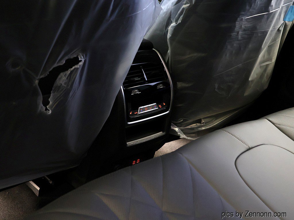 New 2026 BMW X5 xDrive50e w/ M Sport Package AWD/4WD image 15