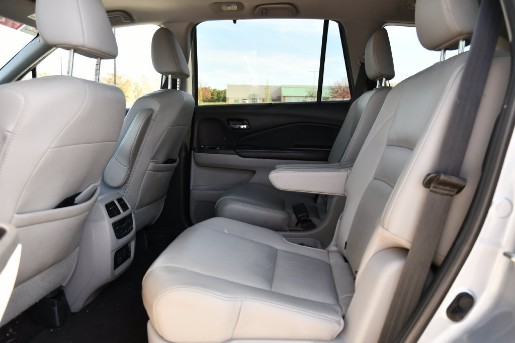 Used 2019 Honda Pilot Elite image 18